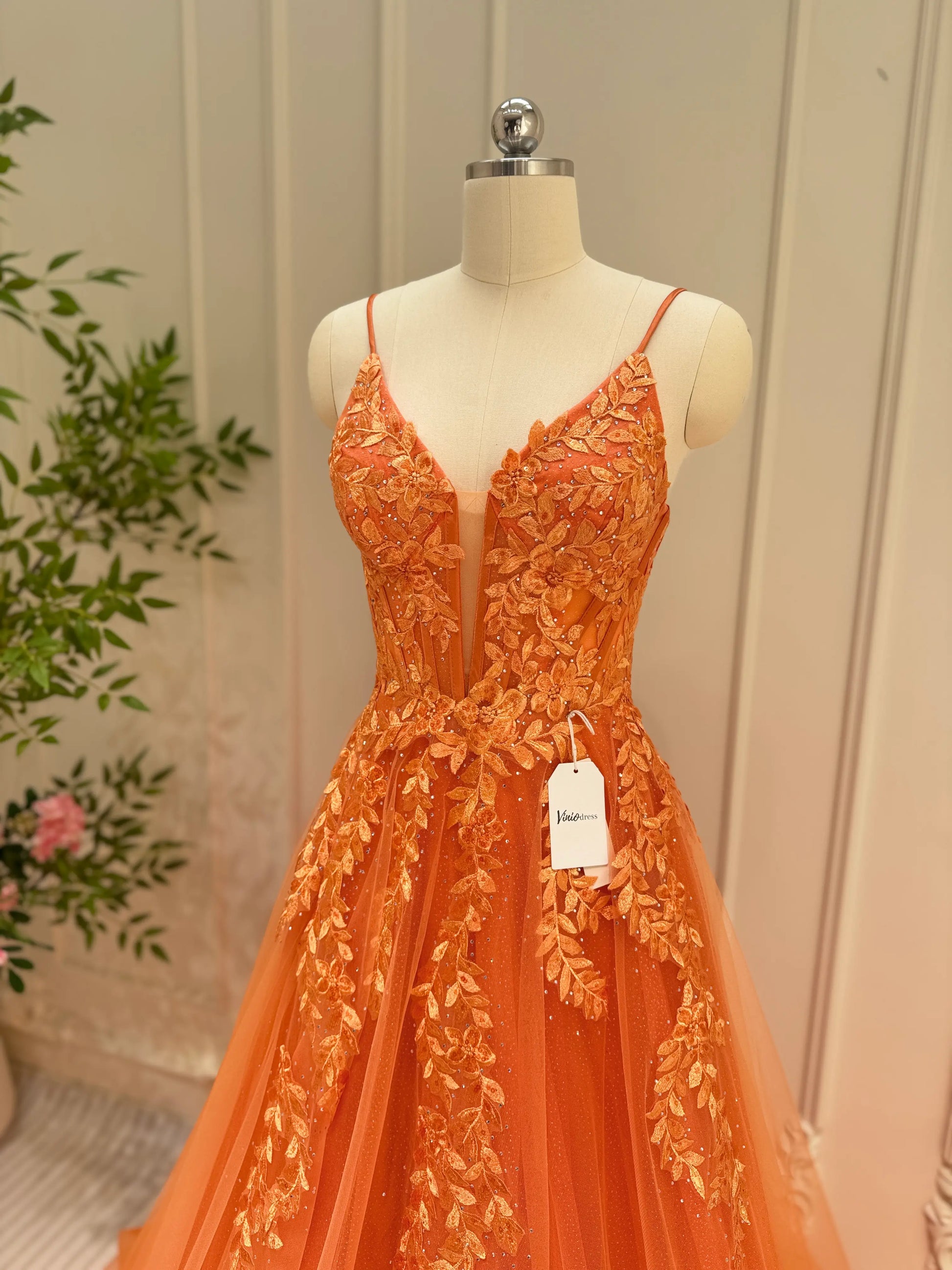 Sparkly Orange Tulle Prom Dresses Spaghetti Strap V-neck Lace Applique – Viniodress