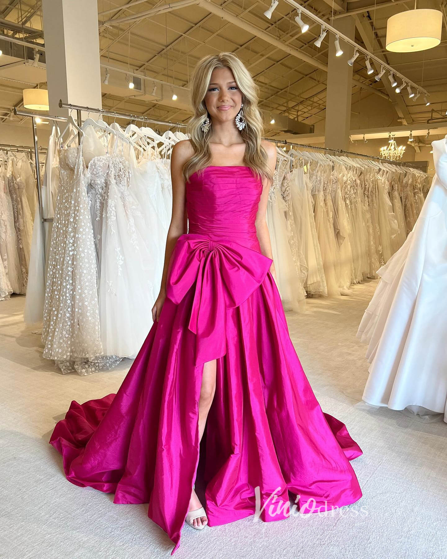 Strapless Red Bow Tie Prom Dresses 2024 Satin Formal Gowns with Slit F – Viniodress