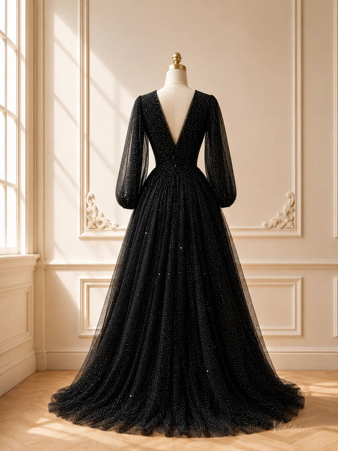 Black Sparkly Tulle Prom Dresses with Long Sleeves & Deep V-Neck TU034