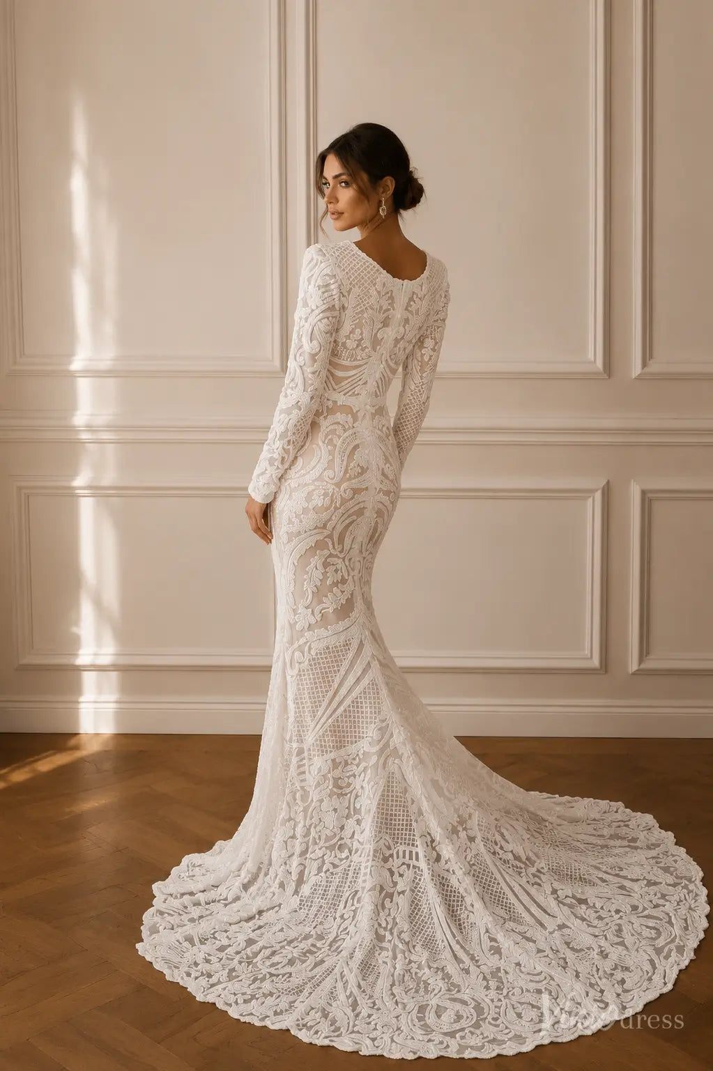 Long Sleeve Paisley Lace Mermaid Wedding Dress with V-Neck