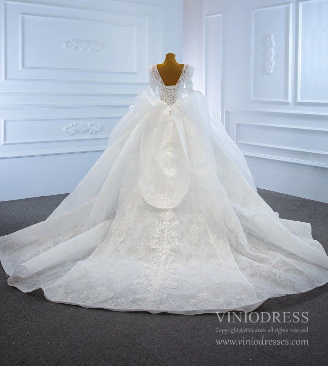 Vintage Long Sleeve Wedding Dresses Haute Couture Princess Wedding Gown 67220-wedding dresses 2025 -Viniodress-Ivory-Custom Size-