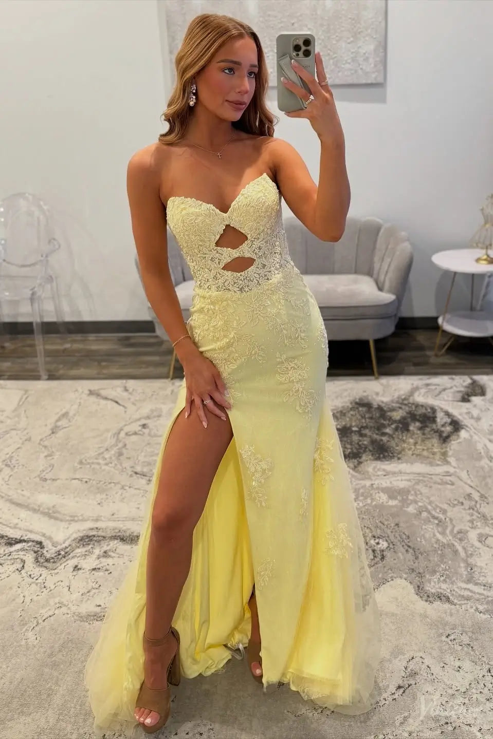 Yellow Cutout Lace Mermaid Prom Dress with High Slit – LP042 – Viniodress