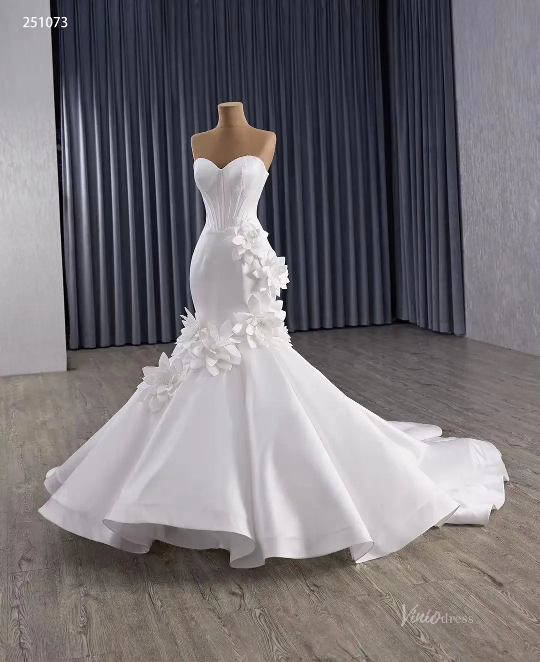 Basque Waist Trumpet Mermaid Satin Wedding Dress with Blooming Flowers & Sweetheart Neck 251073-wedding dresses 2026-Viniodress-Ivory-Custom Size-