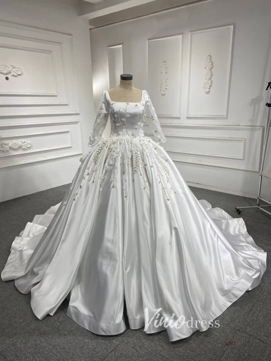 Beaded 3D Flower Satin Wedding Dresses with Sleeves 67282-wedding dresses 2025 -Viniodress-Ball-Gown-Ivory-Custom Size
