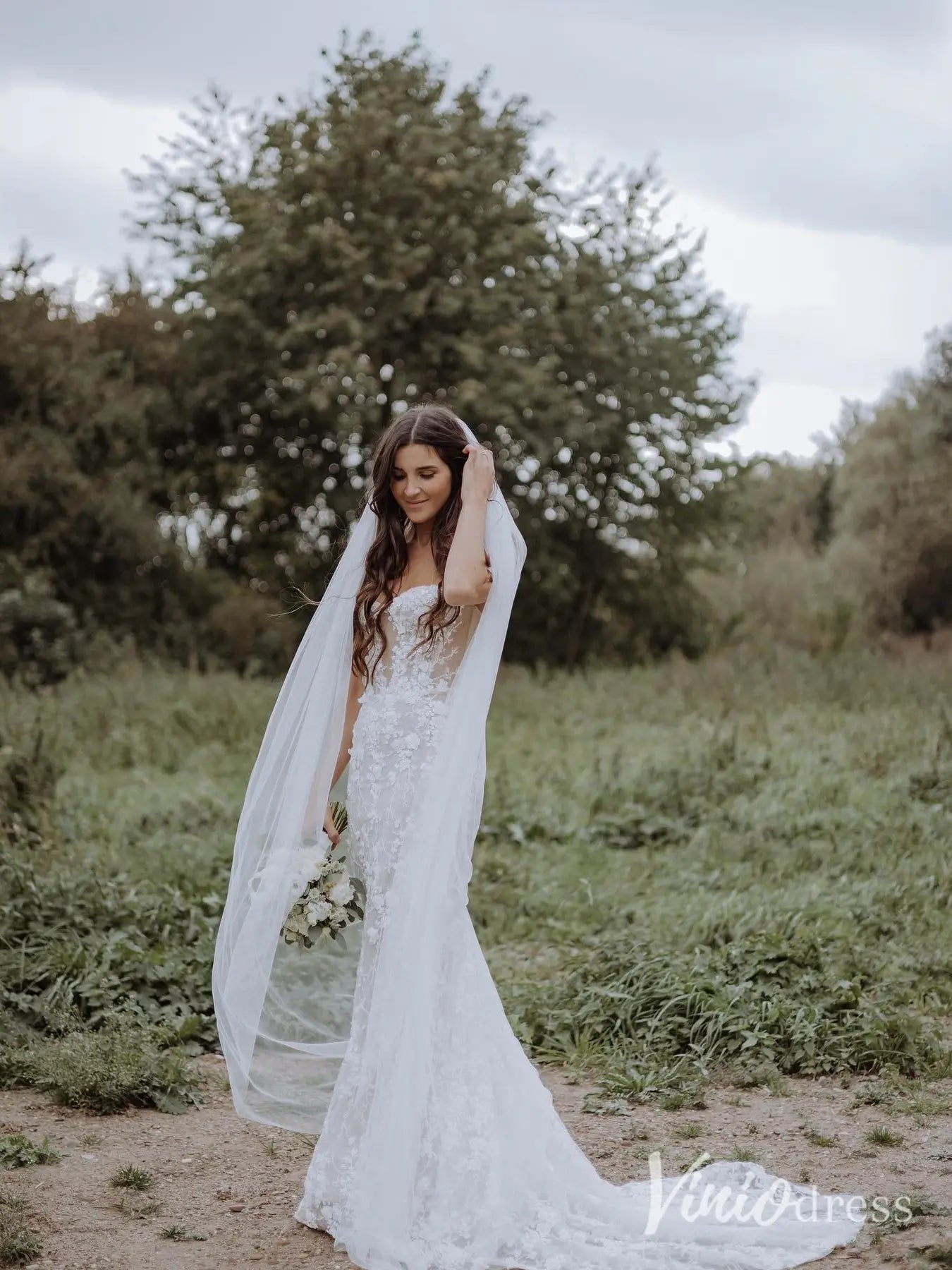 Beaded Floral Lace Mermaid Wedding Dress with Sheer Corset Bodice and Veil – ML102B-wedding dresses 2025 -Viniodress-Nude-Custom Size-