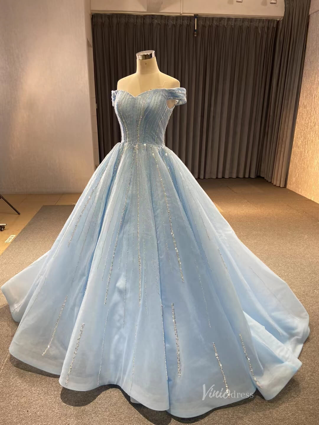 Beaded Lavender Cinderella Ball Gowns Removable Sleeves Quince Dresses 67571-Quinceanera Dresses-Viniodress-Viniodress