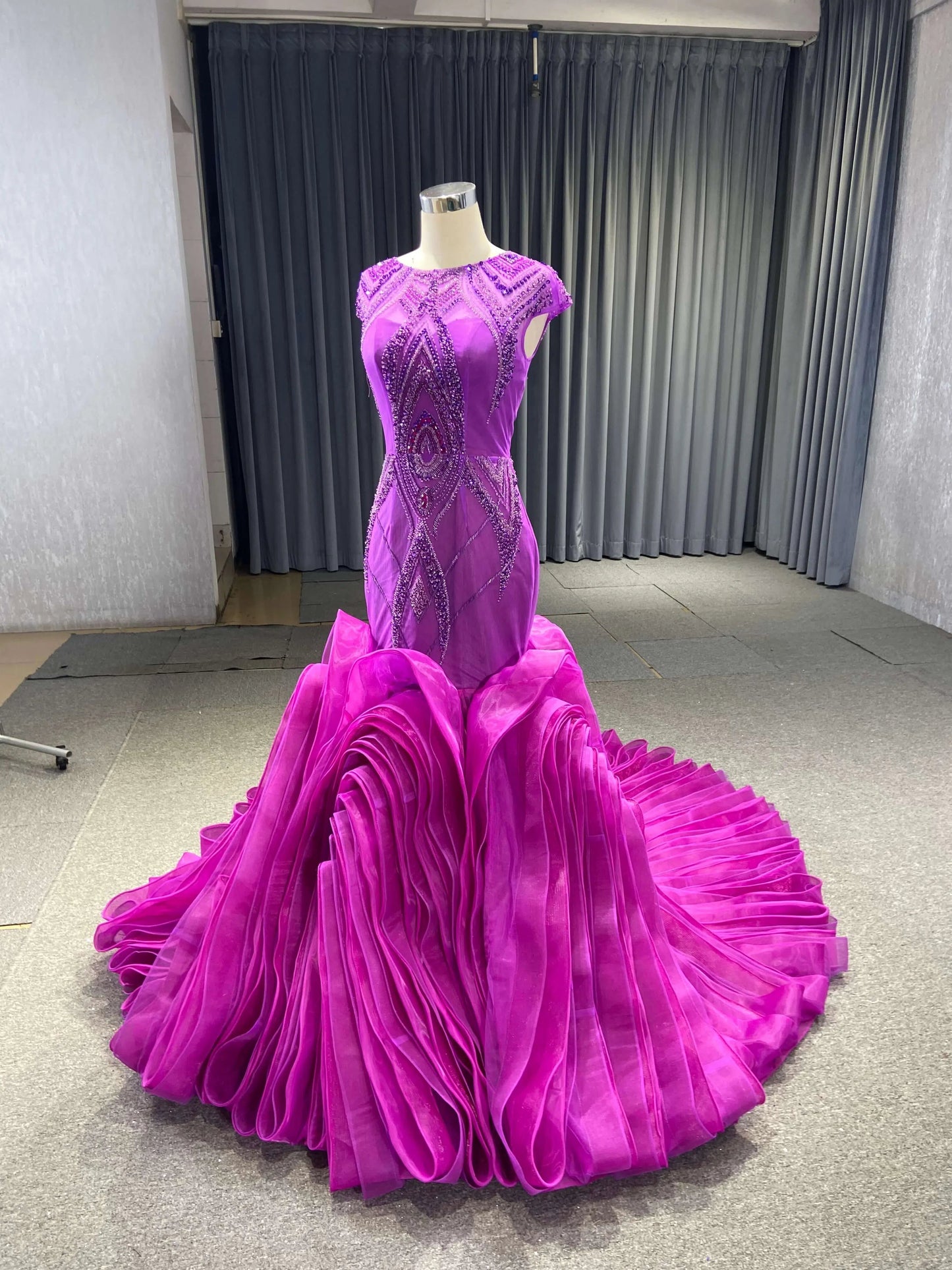 Beaded Red Mermaid Wedding Dresses Open Back Cap Sleeve Pageant Dress FD1160-prom dresses 2025 -Viniodress-Red-Custom Size-