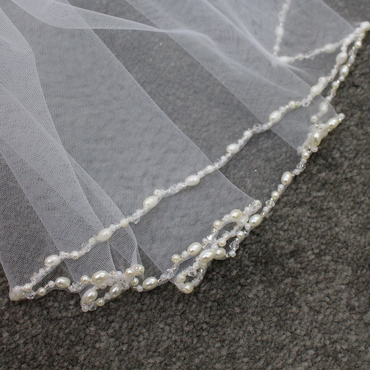 Beaded Short Bridal Veils Fingertip Length V684-Bridal Veil 2025 -Viniodress-Ivory-