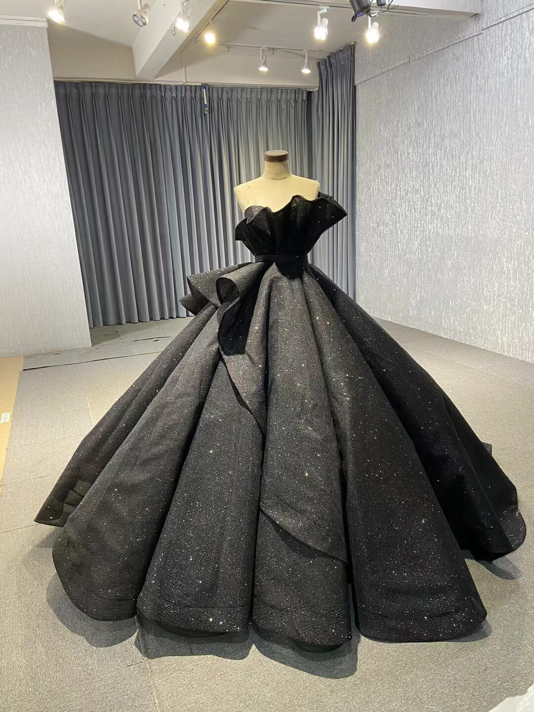 Black 3D Flowers Wedding Dresses Strapless Sparkly Ball Gown 67547-Quinceanera Dresses 2025 -Viniodress-Simple-Black-Custom Size