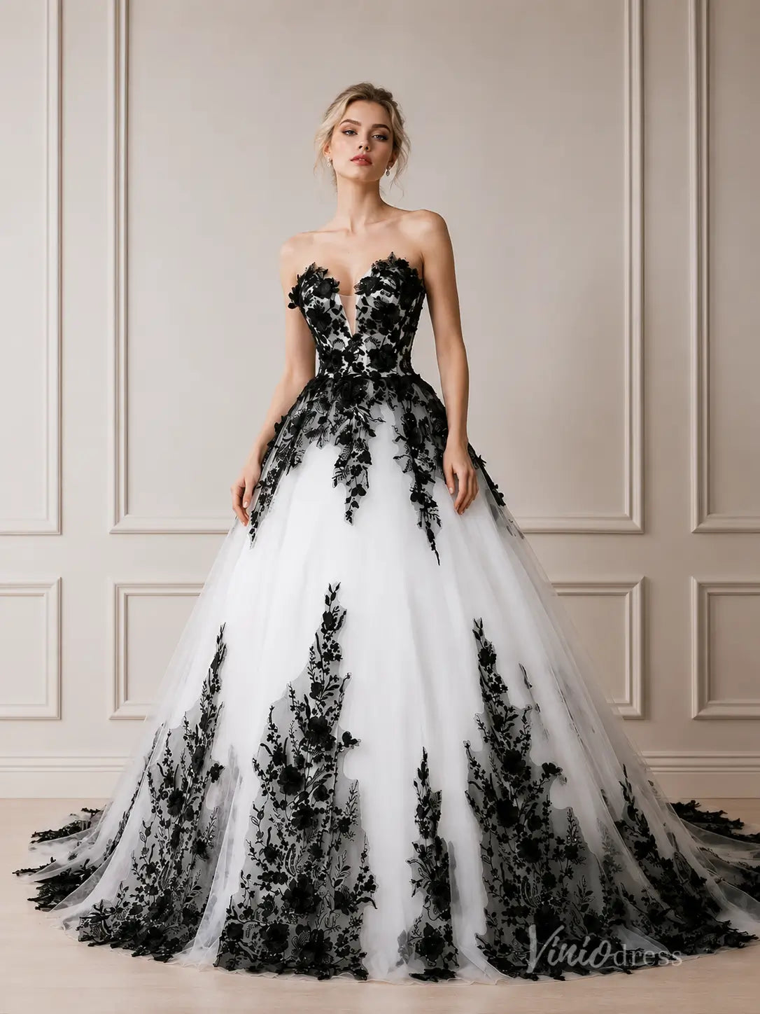 Black Lace Ball Gown Wedding Dress with 3D Floral Appliqués & Plunging Sweetheart Neckline – BK125-wedding dresses 2026-Viniodress-Black-Custom Size – Add Measurements in Cart-