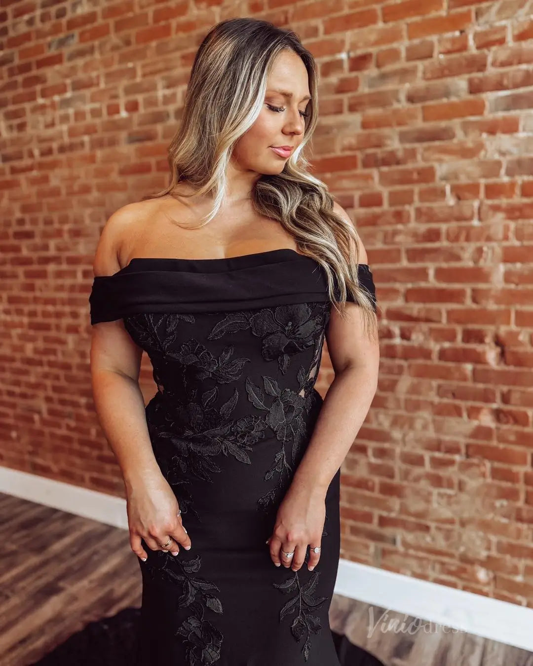 Black Mermaid Wedding Dress | Off-the-Shoulder Crepe Gown with Floral Viniodress Black Mermaid Wedding Dress | Off-the-Shoulder Crepe Gown with Floral Viniodress
