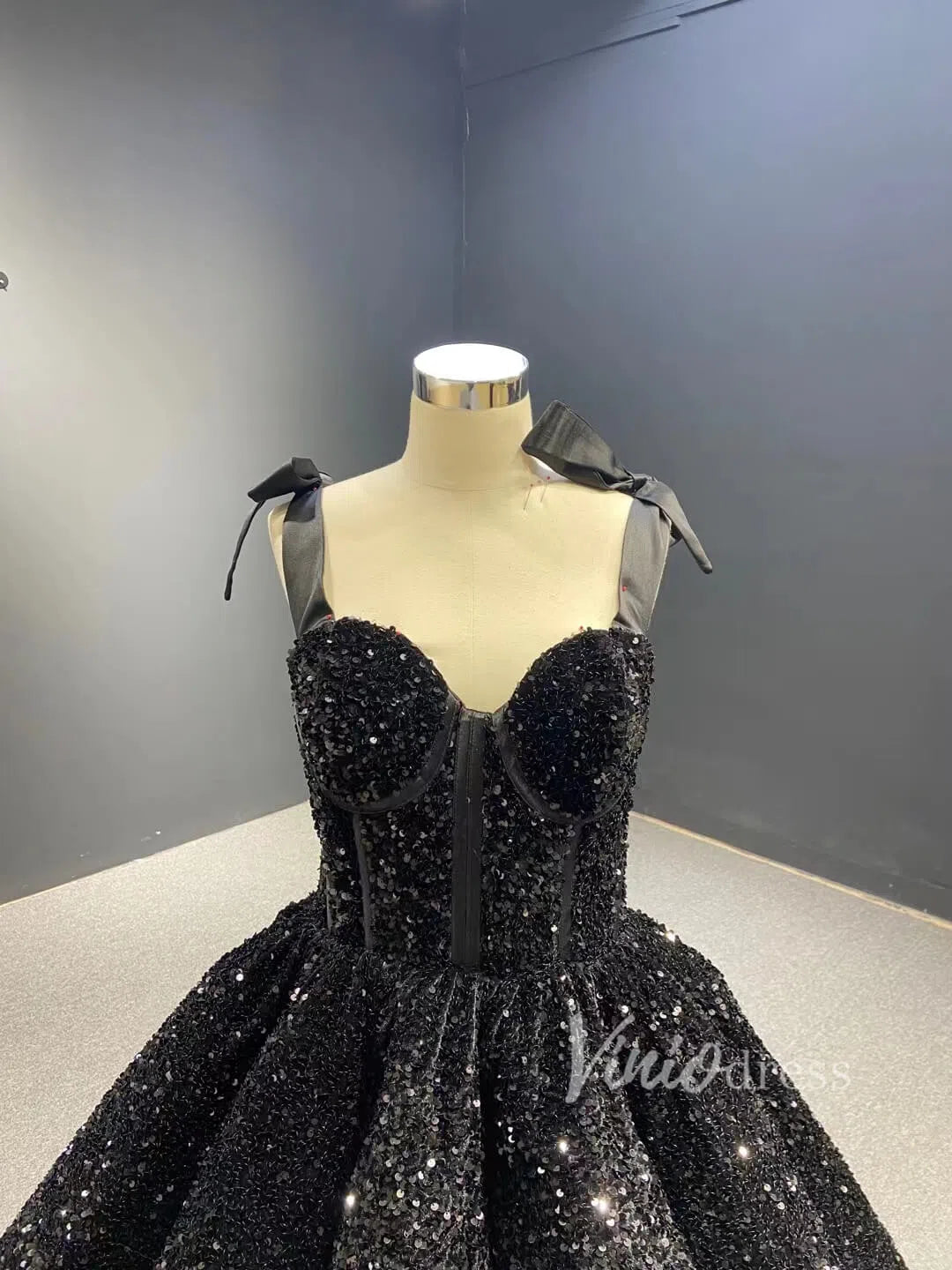 Prom Dress 2025 Black Prom Dress Vintage Sweetheart Masquerade Dress FD1763 Tea Length-unique prom dresses-Black-Custom Size-Viniodress