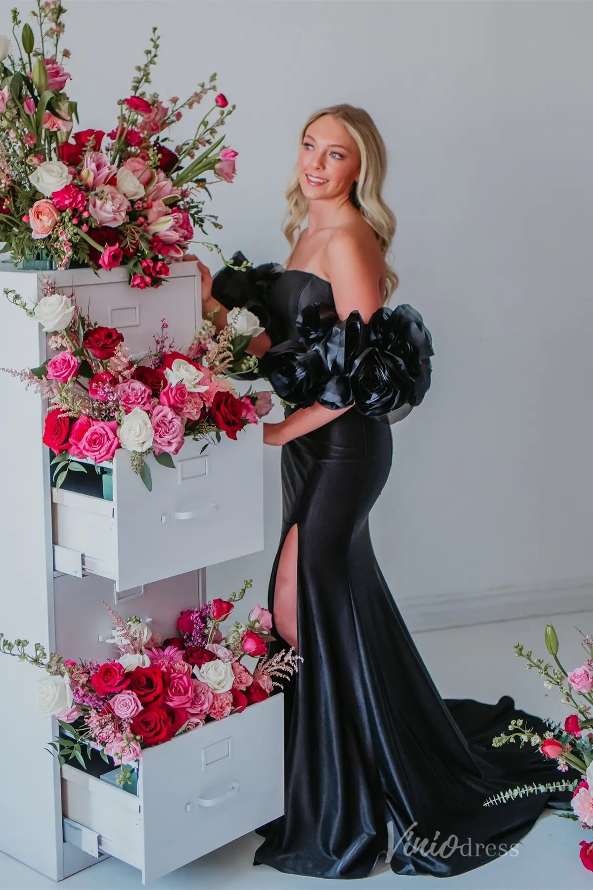 Black Satin Off-Shoulder Prom Dress with 3D Floral Sleeves, High Slit Skirt – SS077-prom dresses 2025 -Viniodress-Black-Custom Size-