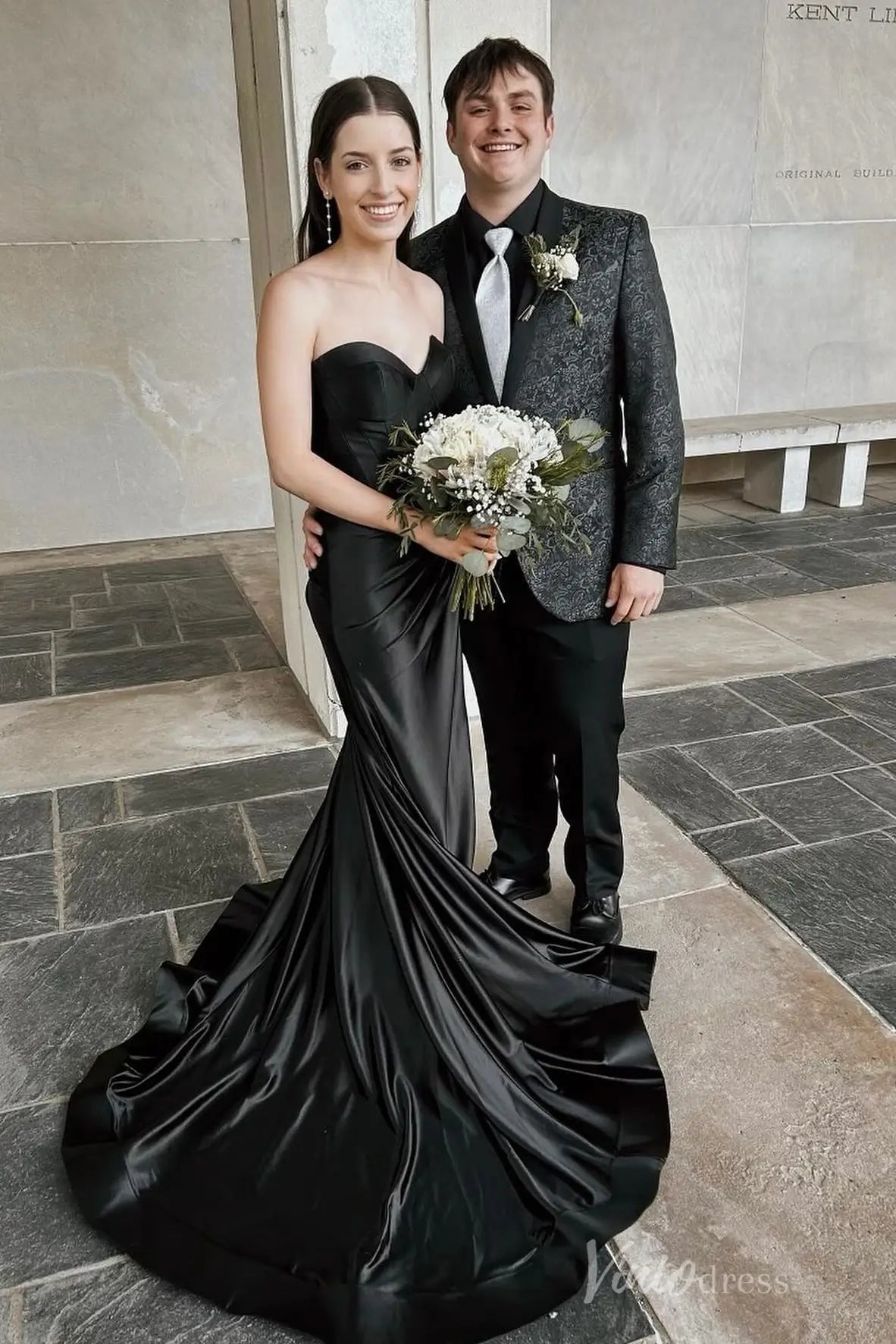 Black Strapless Satin Mermaid Dress with Corset Bodice, Ruched Hip, and Sweep Train – SS055-prom dresses 2025 -Viniodress-Black-Custom Size-