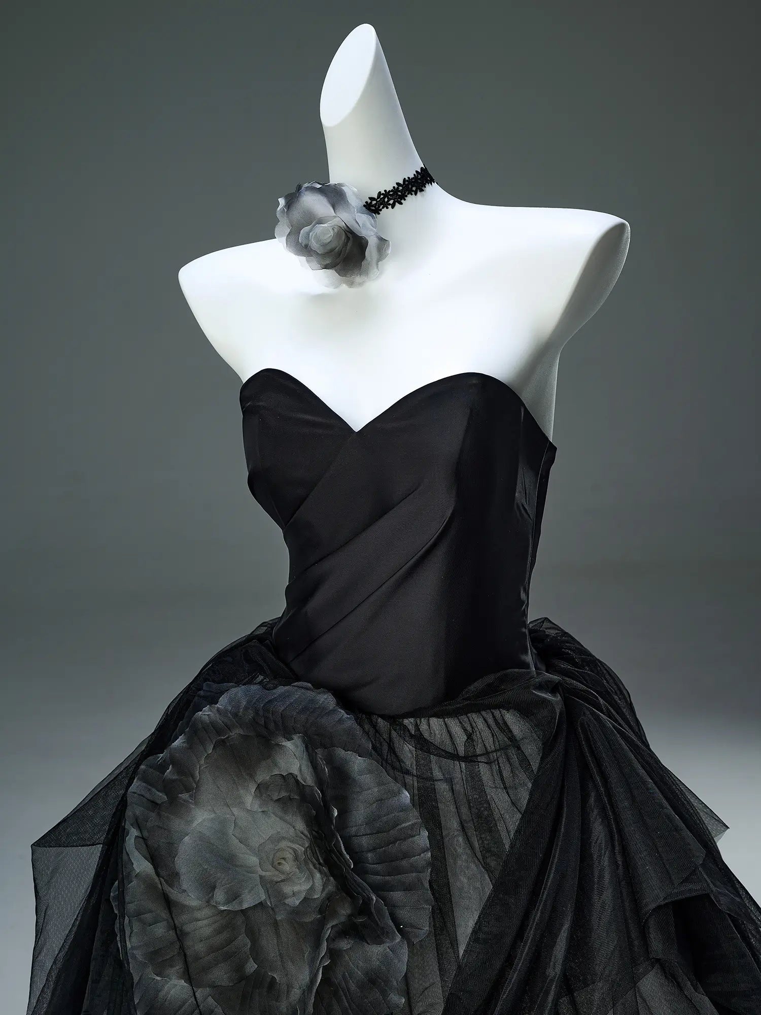 Black Strapless Tulle Formal Gown with 3D Flower & Sweetheart Neckline - CQ0112-Couture Gown 2025 -Viniodress-Black-Custom Size-