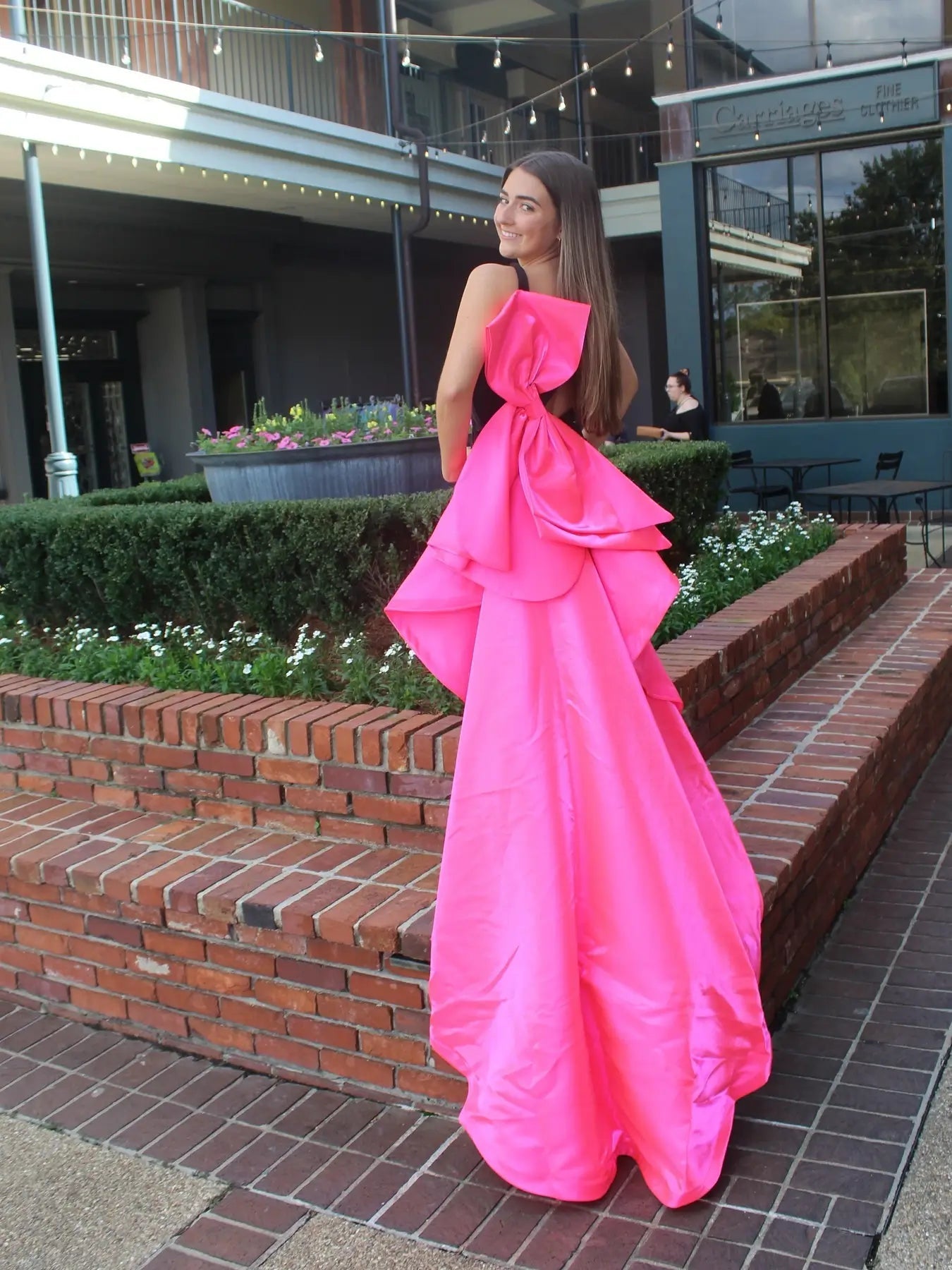 Black Velvet Prom Dress with V-Neck, Slit & Pink Bow Train – FD6098-prom dresses 2025 -Viniodress-Black-Custom Size-