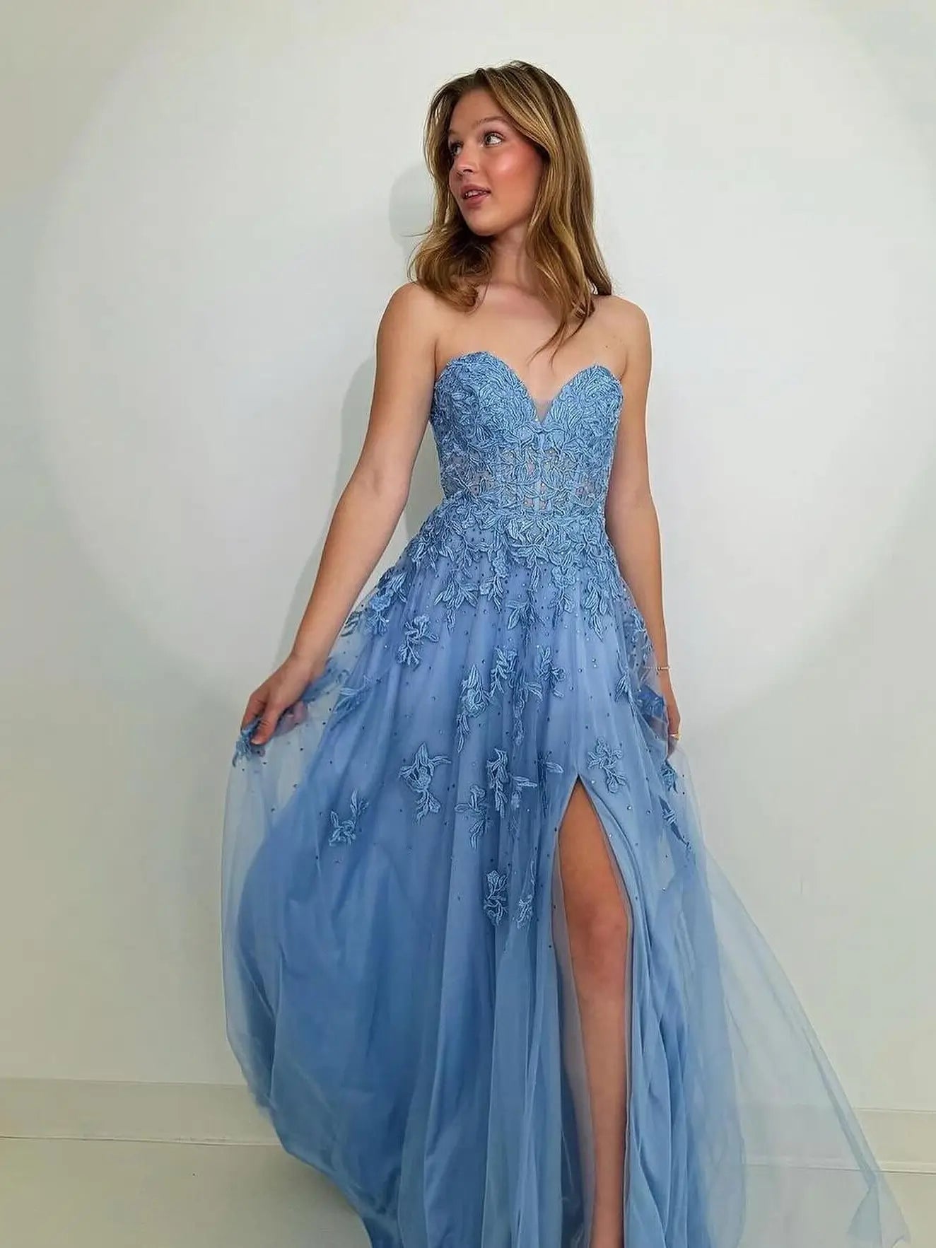 Blue Lace Tulle Strapless Prom Dress – Sweetheart Neckline & High Slit | FD6112-prom dresses 2025 -Viniodress-Blue-Custom Size-