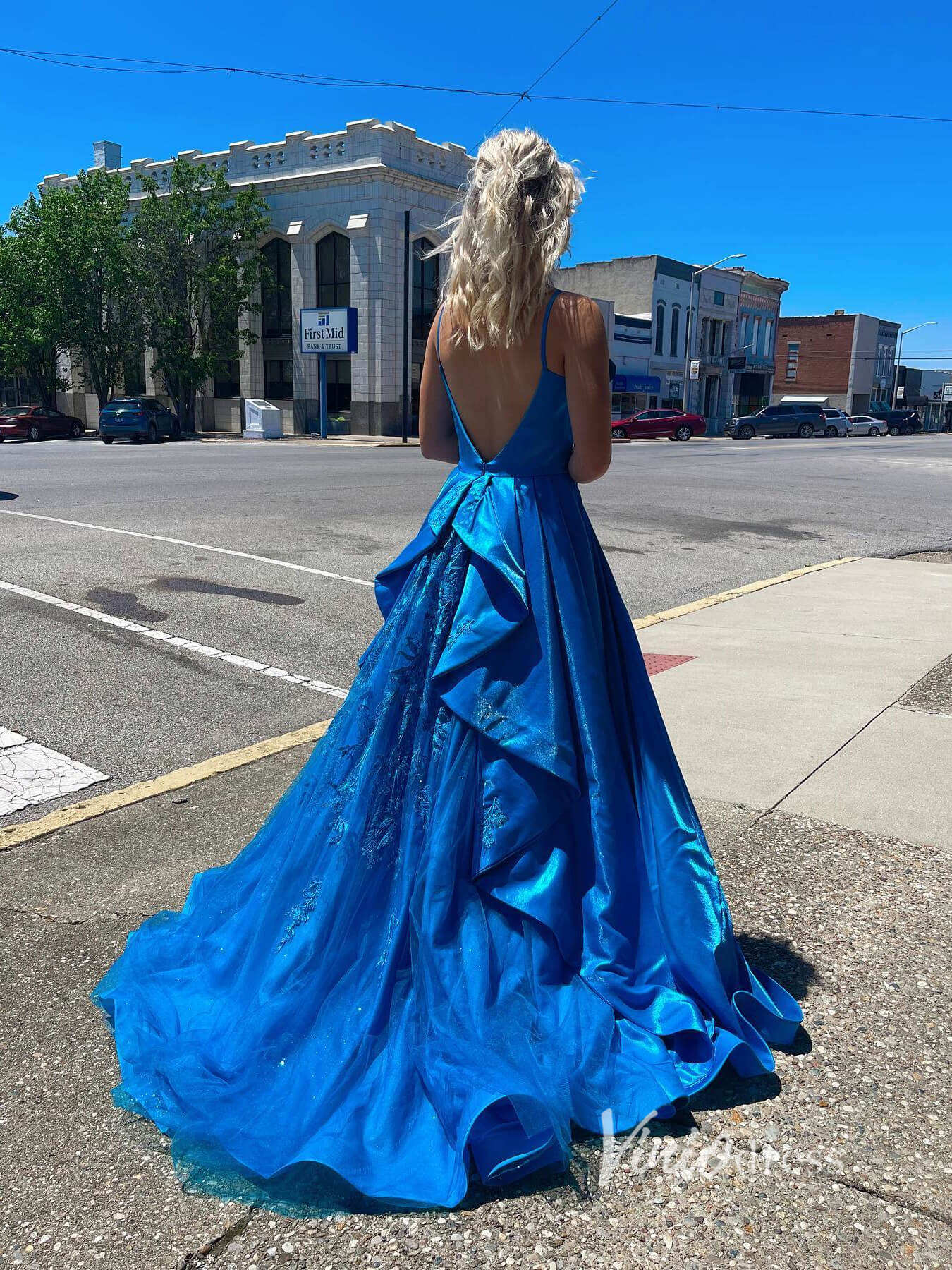 Prom Dress 2025 Blue Spaghetti Strap Prom Dresses With Pockets Sweetheart Neck Evening Dress FD2946-unique prom dresses-Blue-Custom Size-Viniodress