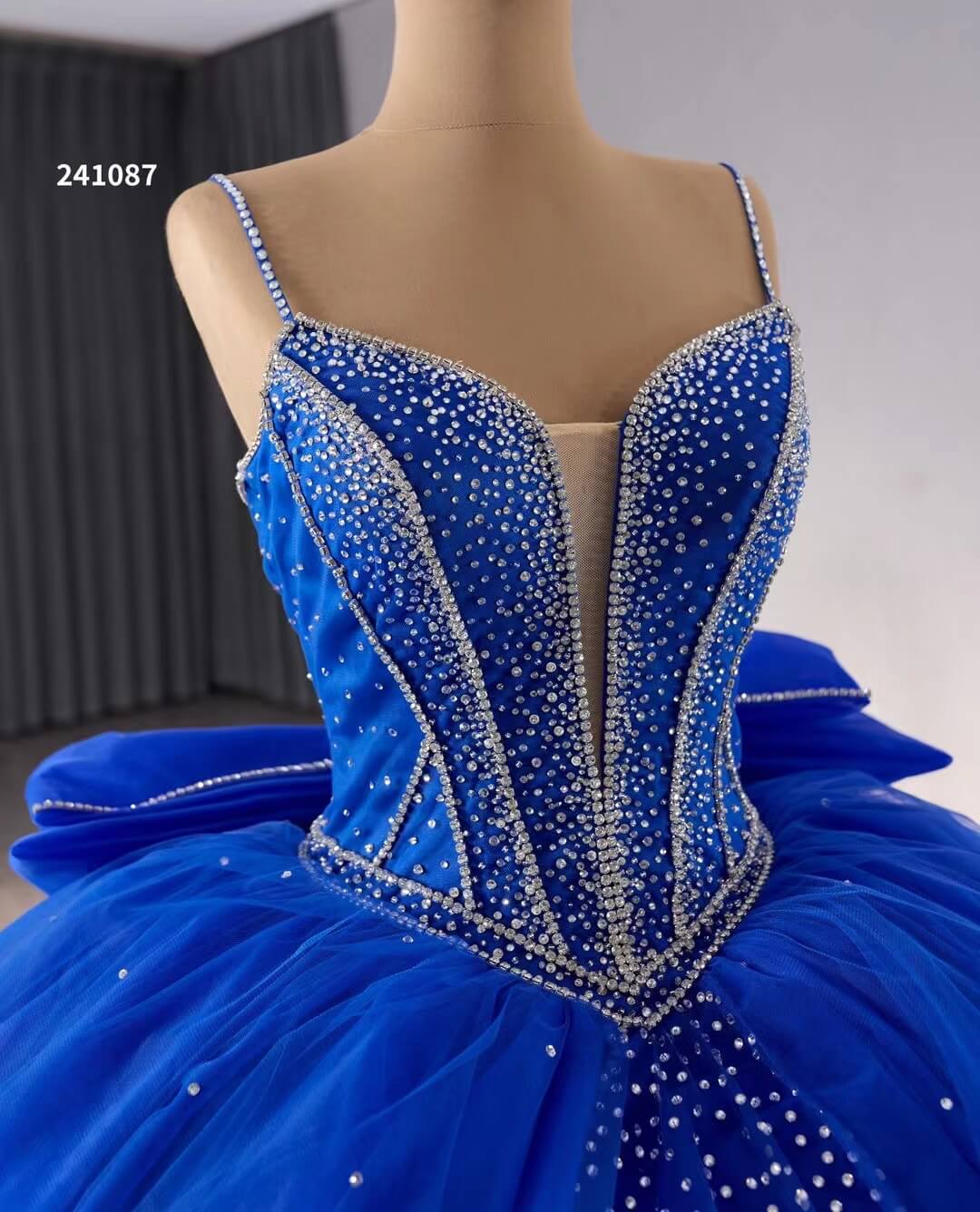 Blue Sparkly Beaded Wedding Gowns Spaghetti Strap Bow Quince Dress 241087-Quinceanera Dresses-Viniodress-Viniodress