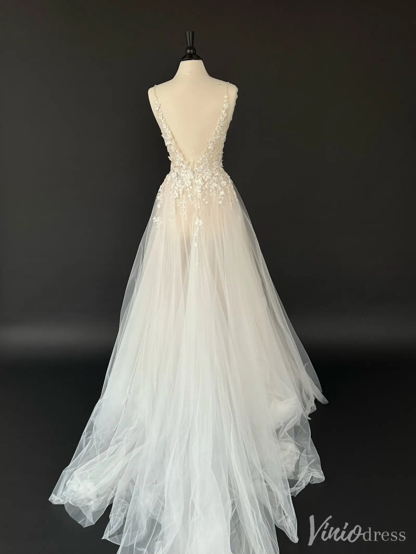 Bohemian Lace A-Line Wedding Dress with Deep V Neck and Tulle Skirt – VW2551-wedding dresses 2025 -Viniodress-Ivory-Custom Size-