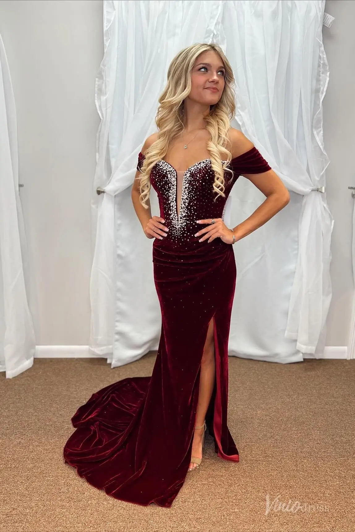 Burgundy Velvet Off-the-Shoulder Prom Dress with Crystal Beaded Sweetheart Bodice & High Slit – SS175-prom dresses 2026-Viniodress-Burgundy-Custom Size-