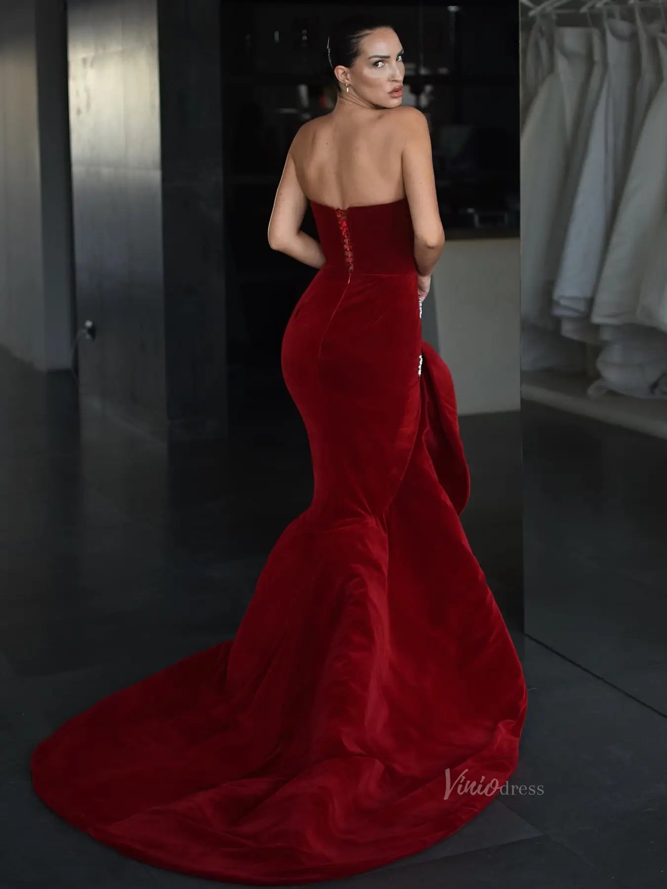 Burgundy Velvet Prom Dresses with Rhinestones, Rosette Slit & Sweetheart Neckline - FD5277-prom dresses 2025 -Viniodress-Burgundy-Custom Size-