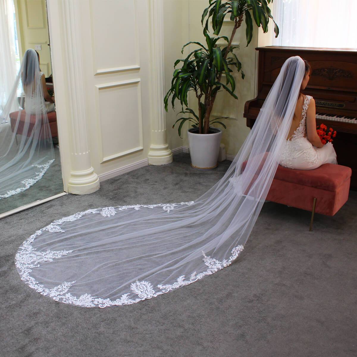 Cathedral Length Spanish Mantilla Veil Viniodress V685-Bridal Veil 2025 -Viniodress-Ivory-