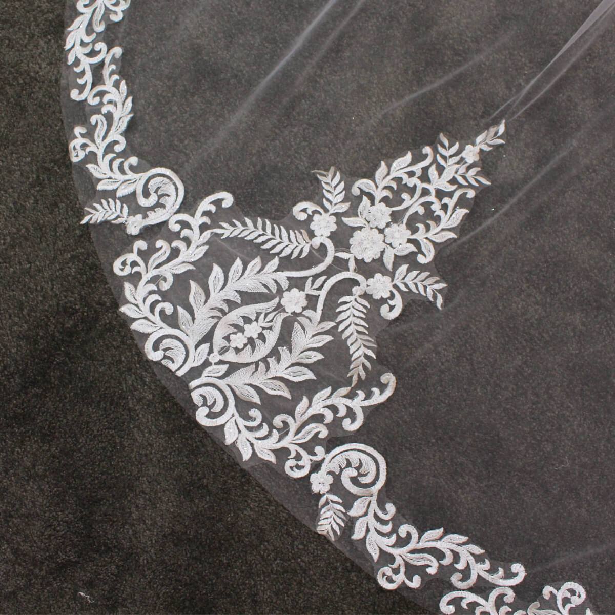 Cathedral Length Spanish Mantilla Veil Viniodress V685-Bridal Veil 2025 -Viniodress-Ivory-