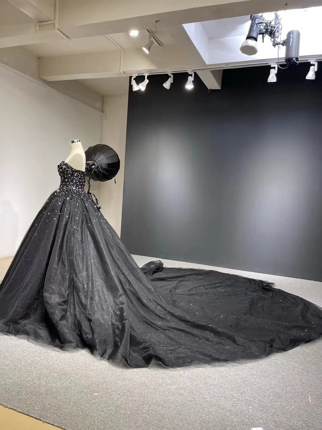 Cathedral Train Black Ball Gown Strapless Beaded Wedding Dresses 66818 viniodress-Quinceanera Dresses 2025 -Viniodress-Black-Custom Size-