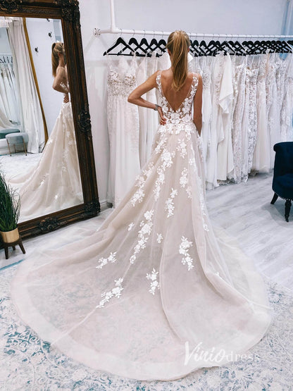 Champagne A-line Wedding Dresses V-neck Lace Appliqued Tulle Bridal Go Viniodress Champagne A-line Wedding Dresses V-neck Lace Appliqued Tulle Bridal Go Viniodress