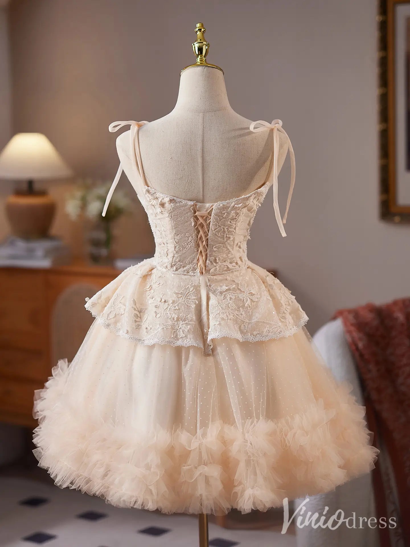 Champagne Spaghetti Strap Homecoming Dress with Lace Corset Bodice and Ruffle Hem Tulle Skirt – BJ086-Homecoming Dresses 2025 -Viniodress-Champagne-Custom Size-