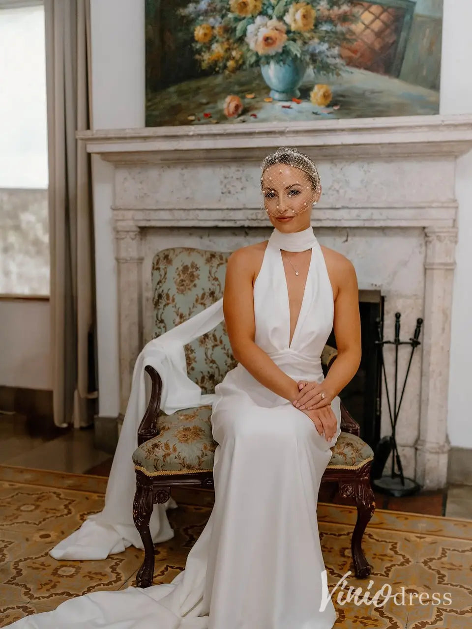 Chic Crepe Wedding Dress with Halter Neck, Basque Waist, Plunging Neckline, Open Back, Flowing Train – MN104-wedding dresses 2025 -Viniodress-Ivory-Custom Size-