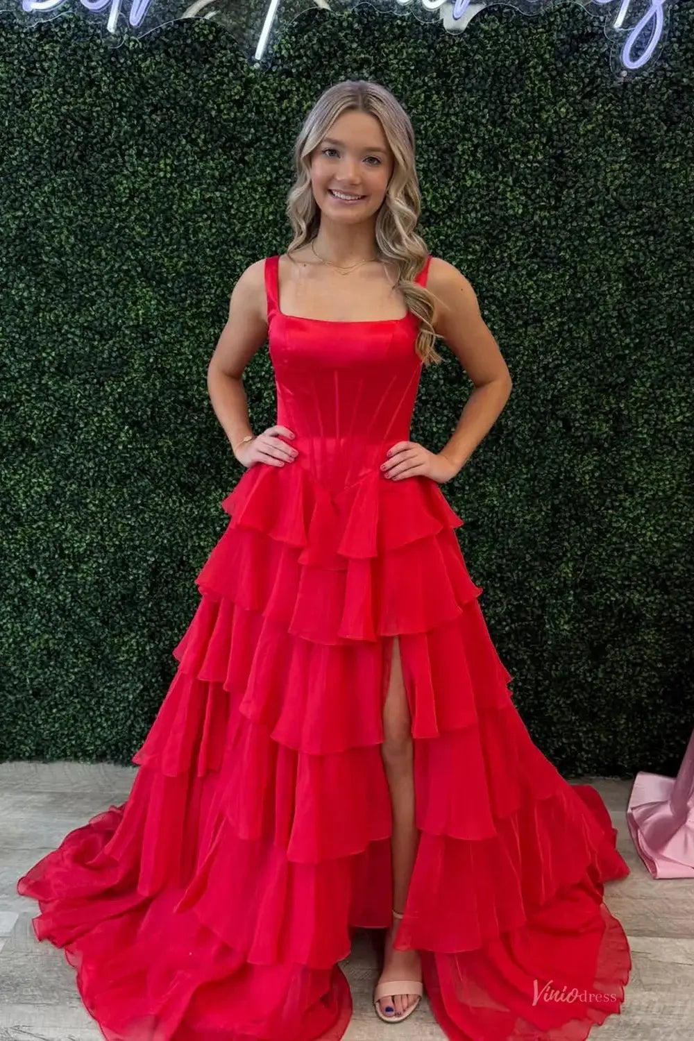 Chiffon Tiered Ruffle Prom Dresses with Satin Corset Bodice, Square Neck & High Slit – RF326-prom dresses 2026-Viniodress-Red-US 0-