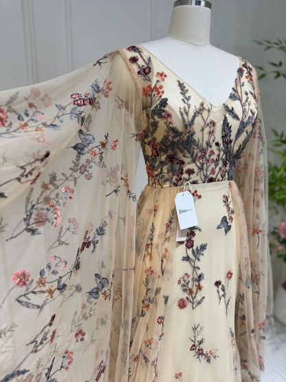 Colorful Meadow Wedding Photoshoot Dress | Backless Wildflower Sheath Gown with Cape & V-Neck FW138-wedding dresses 2025 -Viniodress-Champagne-Custom Size-