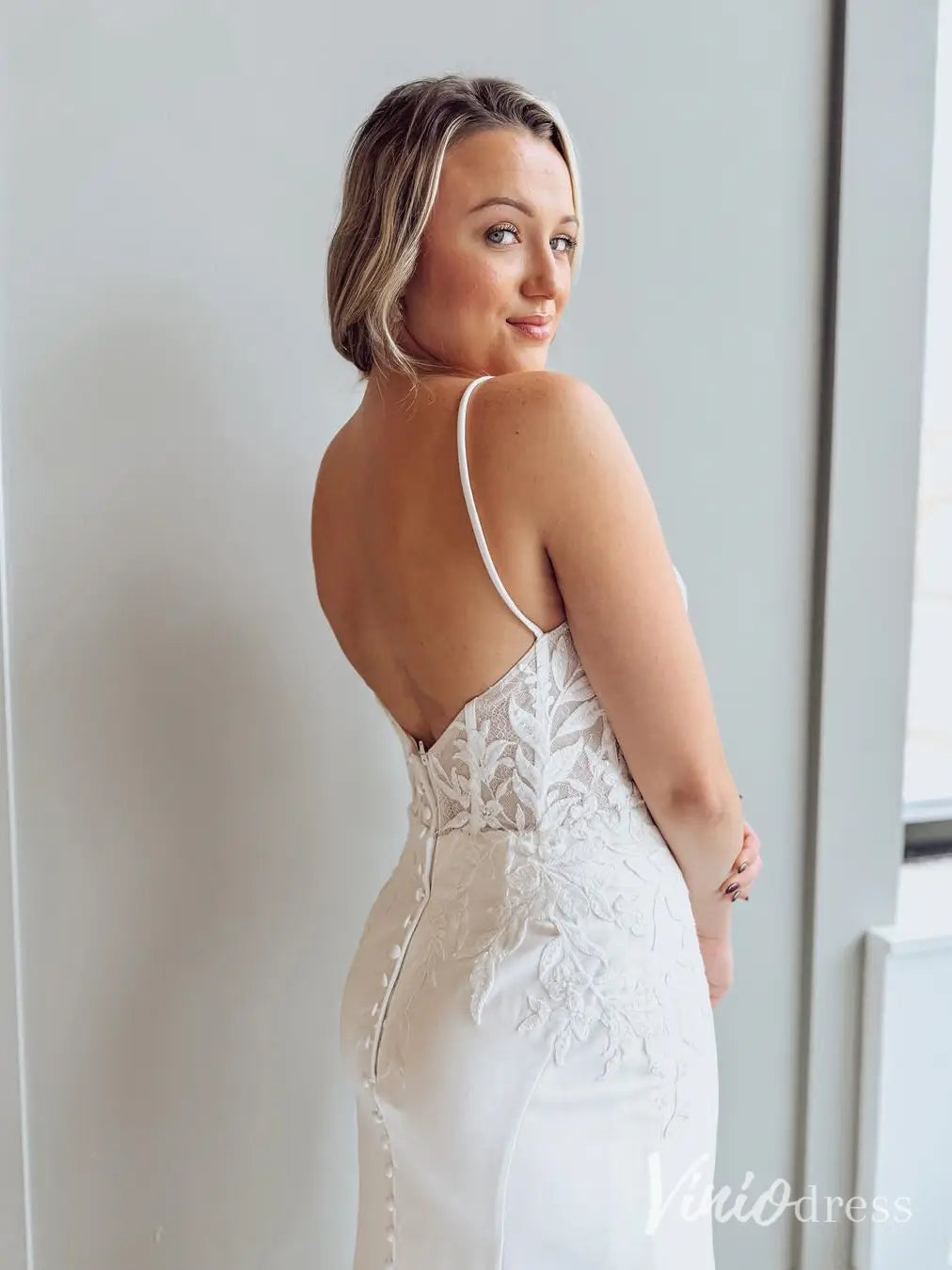 Crepe Mermaid Wedding Dress with Lace Appliqued Bodice, Plunging V-Neck & Chapel Train – ML121-wedding dresses 2025 -Viniodress-Ivory-Custom Size-