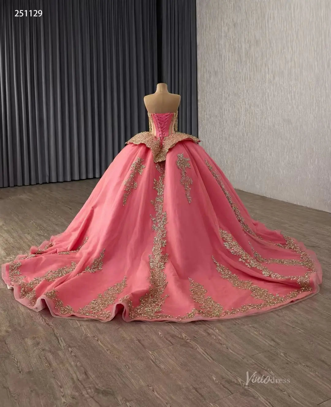 Crimson Pink Quinceañera Dress | Gold Lace Basque Waist Ball Gown with Sweetheart Neck & 1m Train 251129-Quinceanera Dresses 2025 -Viniodress-Crimson Pink-Custom Size-