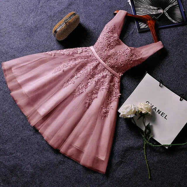 Cute Lace Homecoming Dresses Lace Up Back Graduation Dress SD1064-Homecoming Dresses 2025 -Viniodress-Blush Pink-Custom Size-