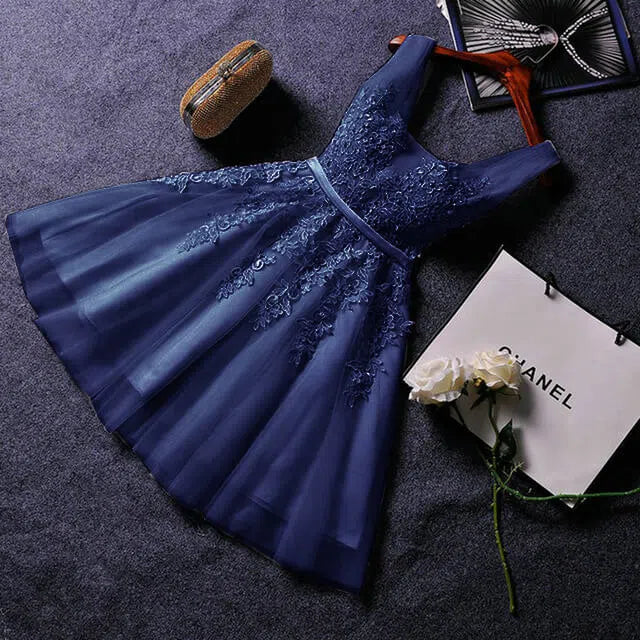 Cute Lace Homecoming Dresses Lace Up Back Graduation Dress SD1064-homecoming dresses-Viniodress-Viniodress