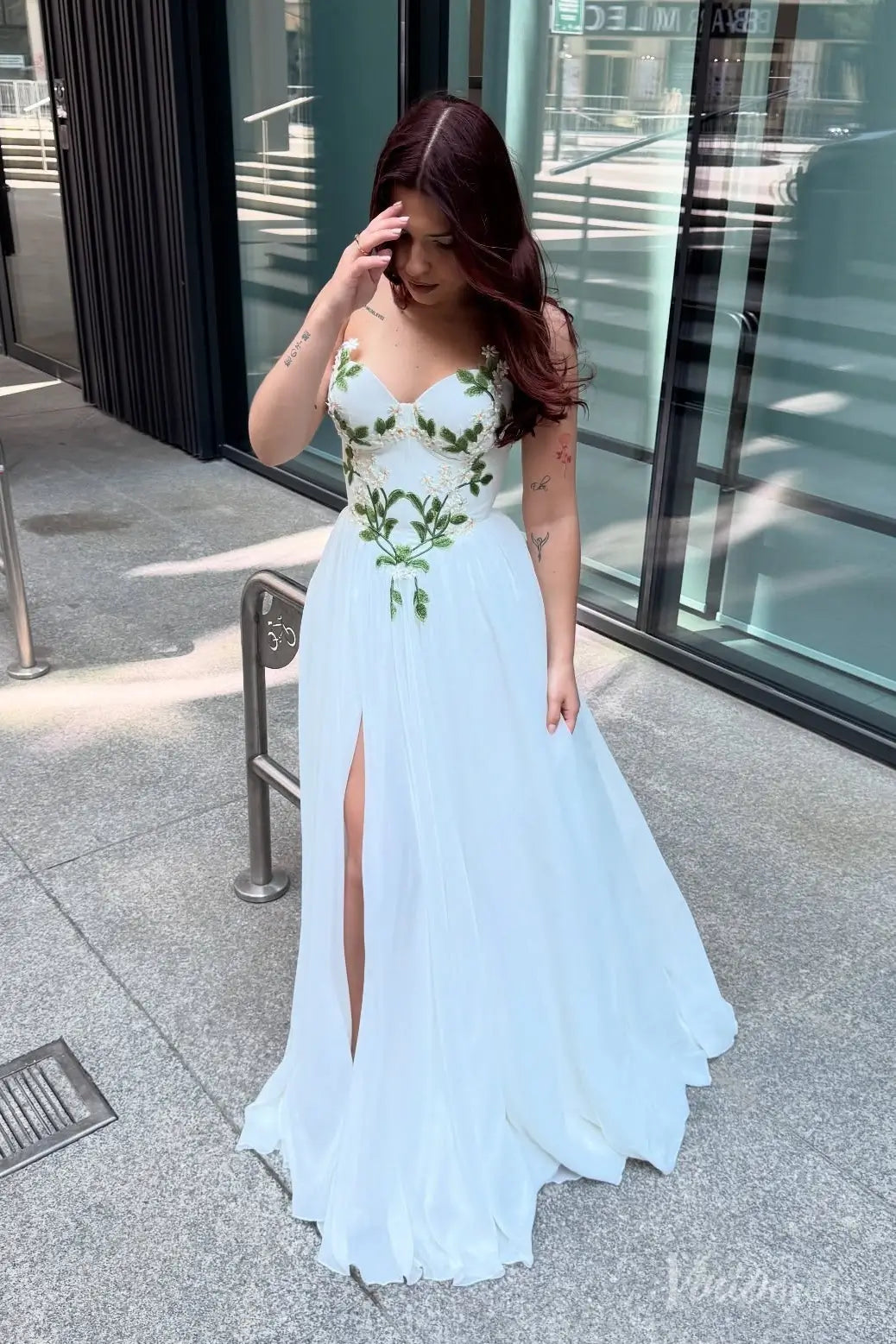 Daisy Meadow Embroidered Chiffon Wedding Dresses Strapless Beach Bridal Gown FW210-wedding dresses 2025 -Viniodress-Ivory-Custom Size-