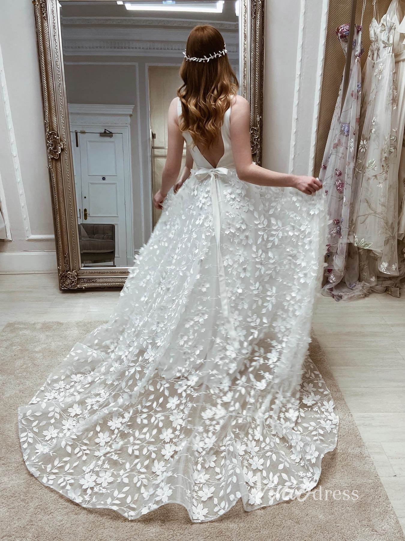 Deep V-neck 3D Leaf Lace Country Wedding Dresses with Slit VW1870 Viniodress Deep V-neck 3D Leaf Lace Country Wedding Dresses with Slit VW1870 Viniodress