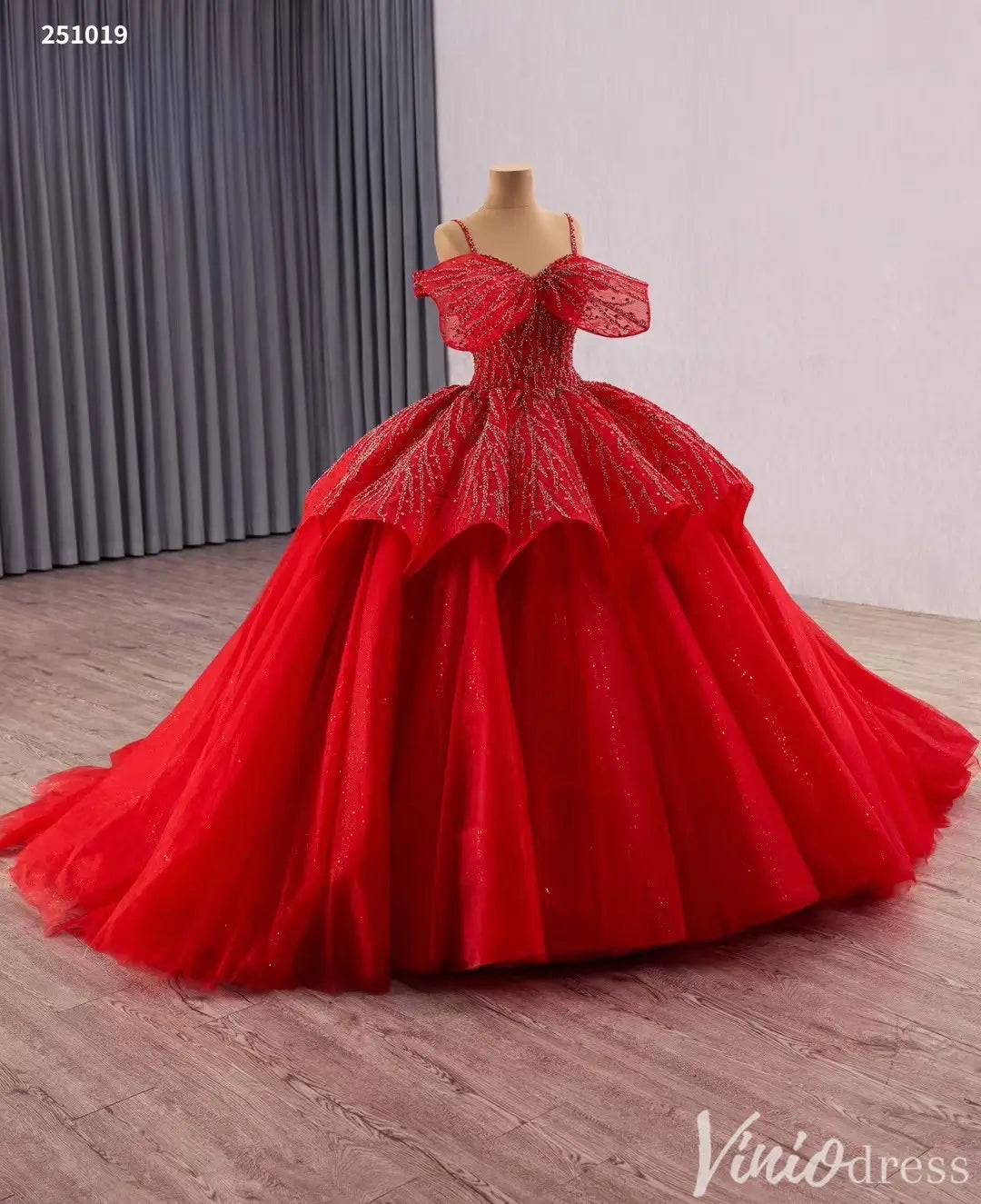 Dramatic Red Ball Gown with Sparkling Petal Neckline Quinceanera Dresses – Style 251019-Quinceanera Dresses 2025 -Viniodress-Red-Custom Size-