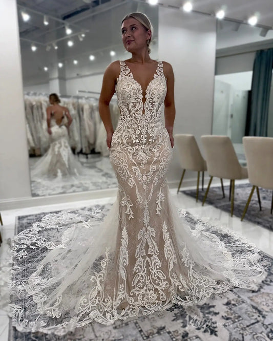 Elegant Ivory Baroque Lace Fit-and-Flare Wedding Dress with Illusion Bodice & Cathedral Train – ML153-wedding dresses 2025 -Viniodress-Ivory-Custom Size-