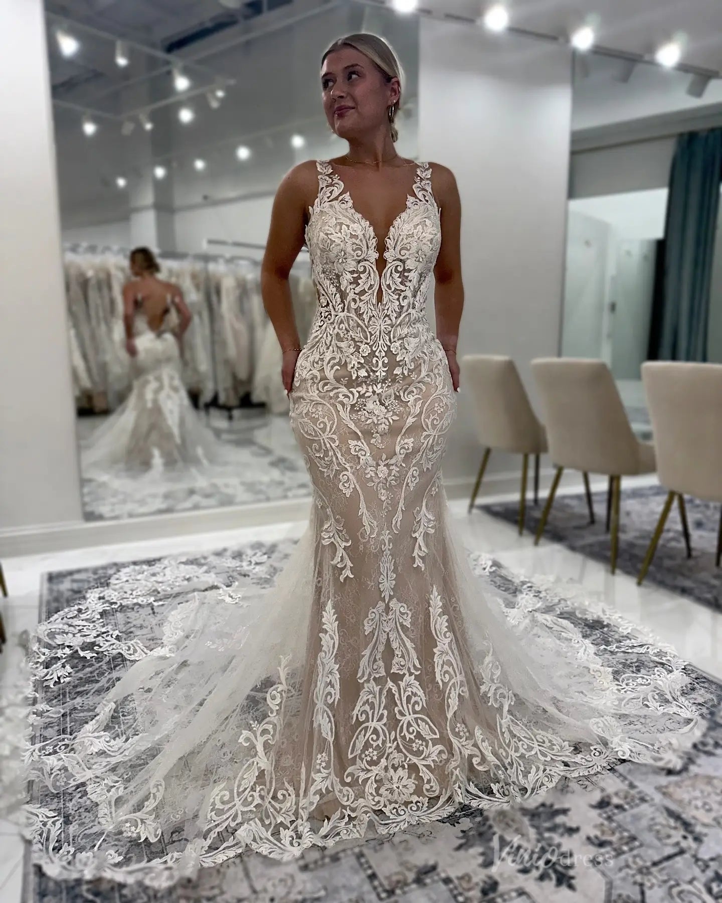 Elegant Ivory Baroque Lace Fit-and-Flare Wedding Dress with Illusion Bodice & Cathedral Train – ML153-wedding dresses 2025 -Viniodress-Ivory-Custom Size-