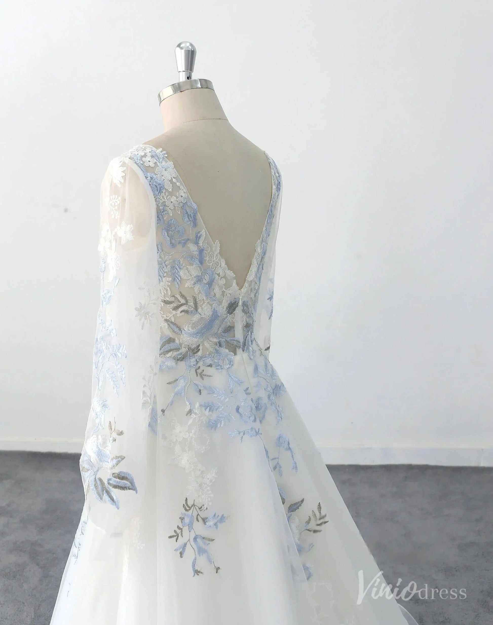 Elegant Ivory Blue Floral Wedding Dress with Long Sleeves, V-Neck Lace Bodice, and Sheer Overlay – FW226-wedding dresses 2025 -Viniodress-Ivory-Custom Size-