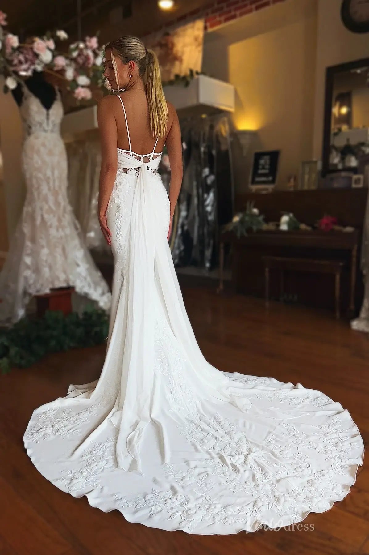 Elegant Ivory Lace Appliqué Mermaid Wedding Dress with Spaghetti Straps, Low Back & Chapel Train – SL004