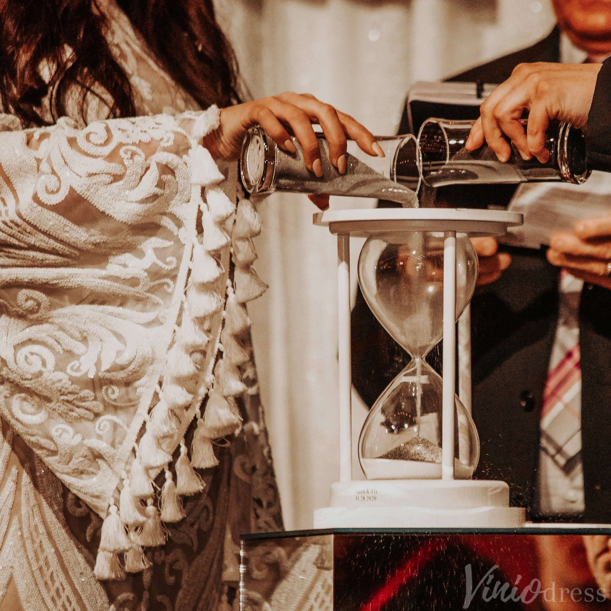 Elegant Lace Long Batwing Sleeve Boho Wedding Dresses with Slit Sheath Tassel Bridal Gown VW2216-wedding dresses 2025 -Viniodress-Ivory-Custom Size-