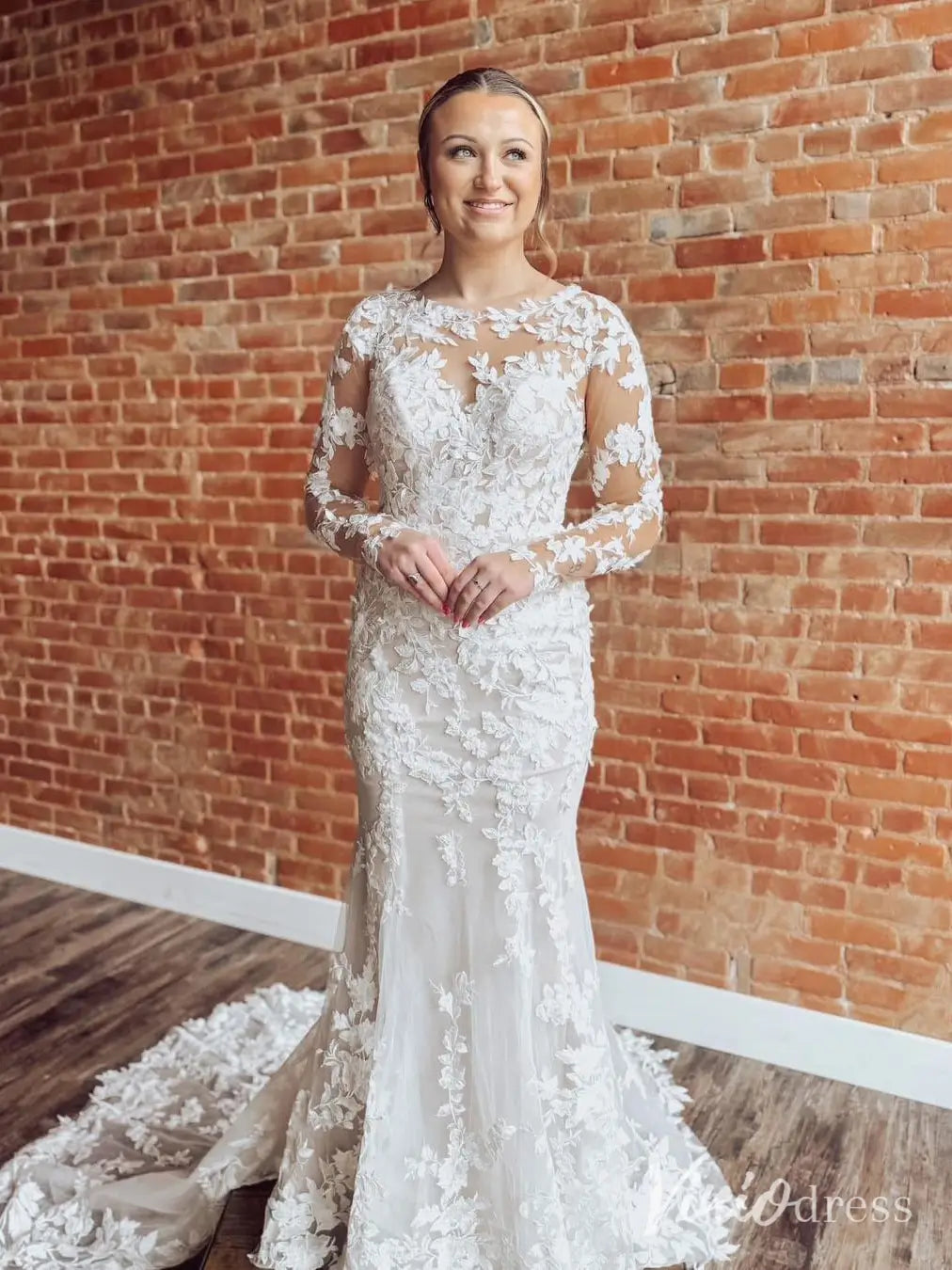Elegant Lace Mermaid Wedding Dress with Illusion Long Sleeves and Chapel Train – ML138-wedding dresses 2025 -Viniodress-Ivory-Custom Size-
