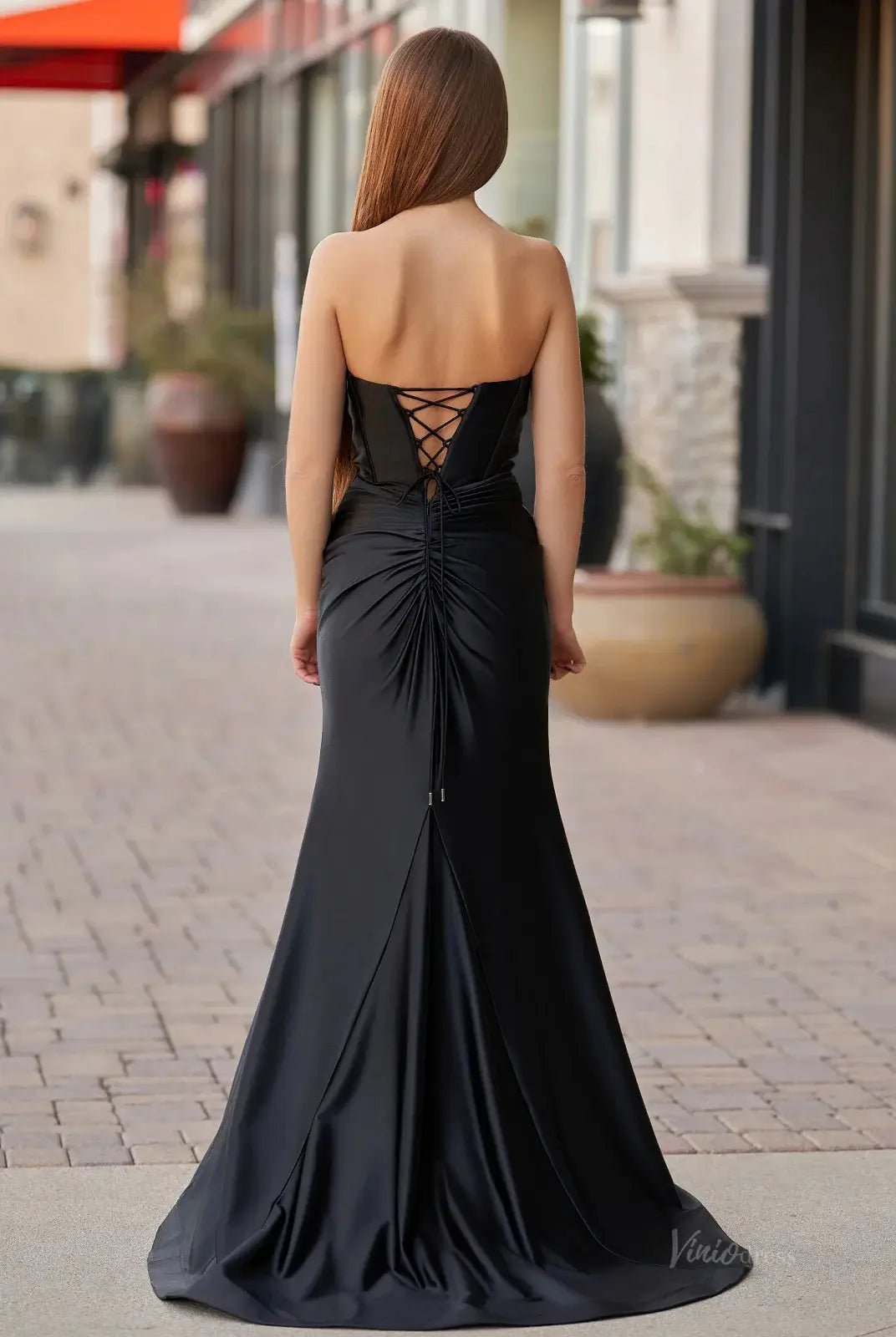 Elegant Mermaid Satin Prom Dresses 2025 with Slit & Pleated Crossed Bodice – FD5041 - Viniodressprom dressesBlackCustom Size - Formal Dresses - Ball Gowns