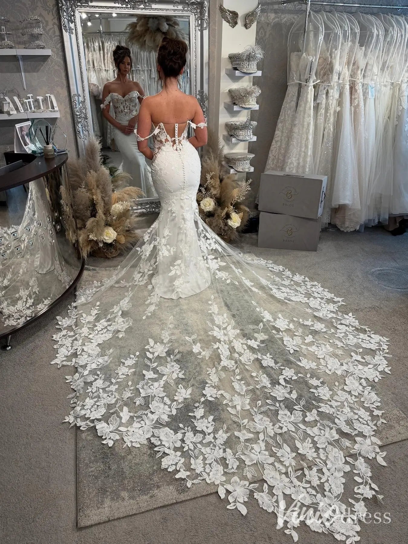 Elegant Off-Shoulder Mermaid Wedding Dress with Floral Lace Corset Bodice and Cathedral Train – ML130-wedding dresses 2025 -Viniodress-Ivory-Custom Size-