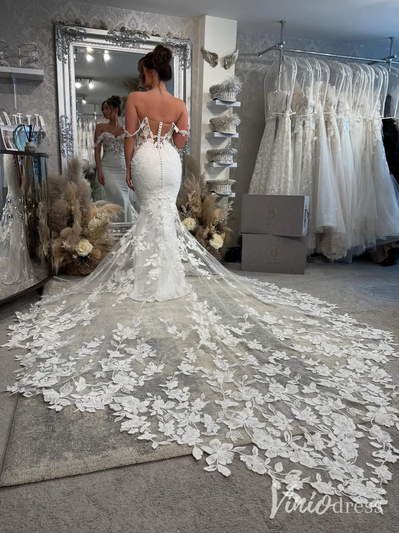 Elegant Off-Shoulder Mermaid Wedding Dress with Floral Lace Corset Bodice and Cathedral Train – ML130-wedding dresses 2025 -Viniodress-Ivory-Custom Size-